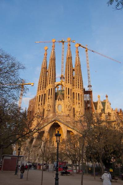 La Sagrada Famí­lia - Practical information, photos and videos ...