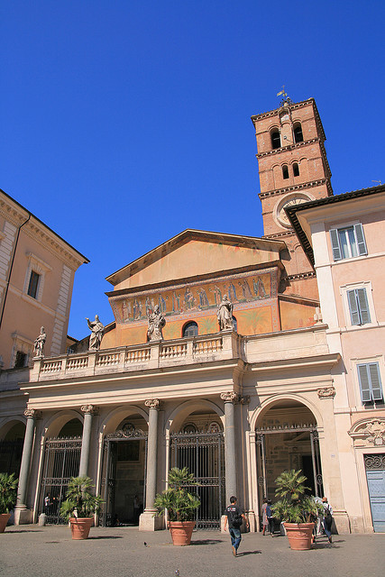 Basilica di Santa Maria in Trastevere - Practical information, photos ...